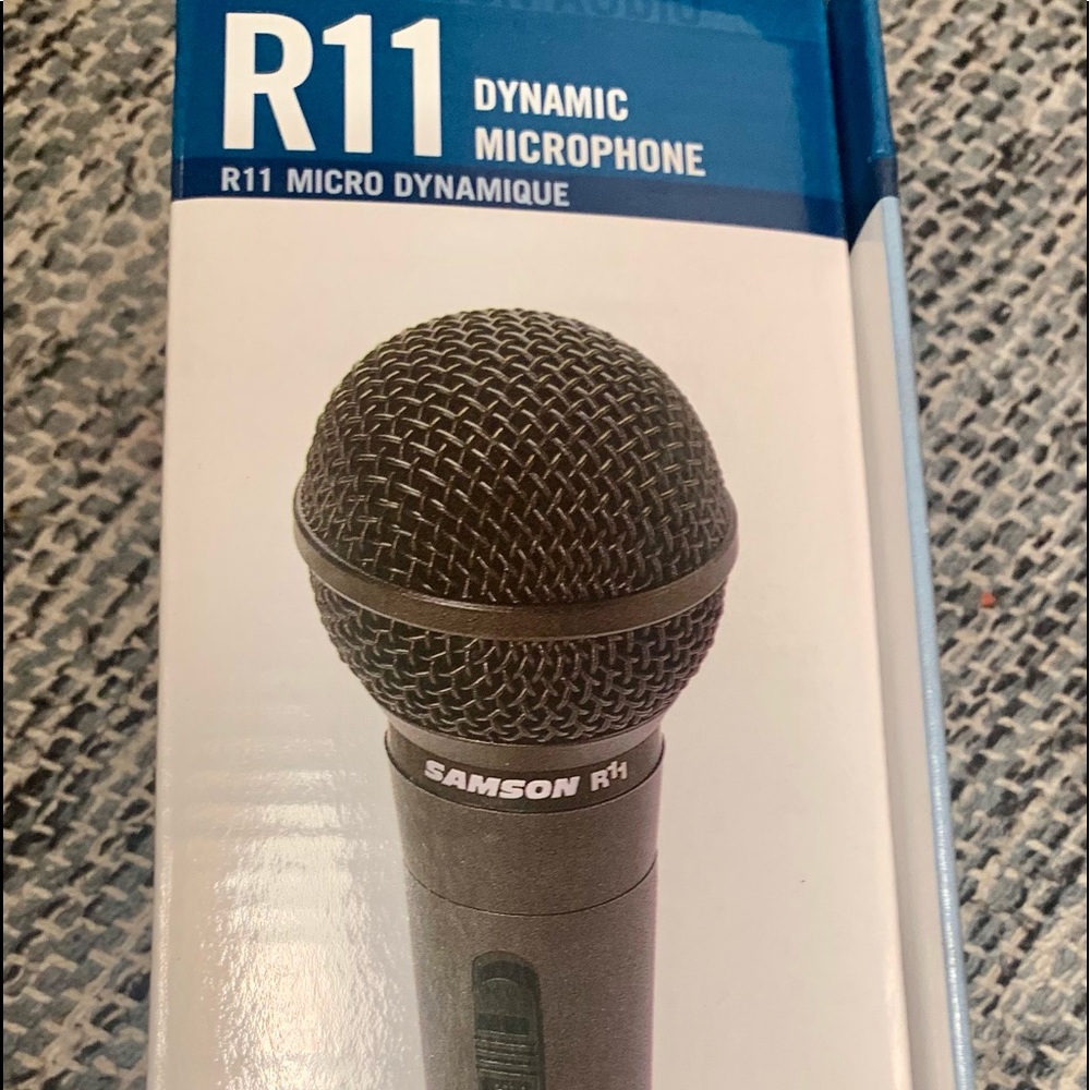 Microphone